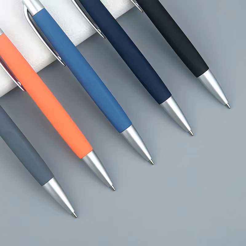 Customizable Rollerball Pen