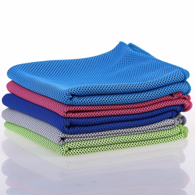 Cooling Ice Towel With Carabiners
