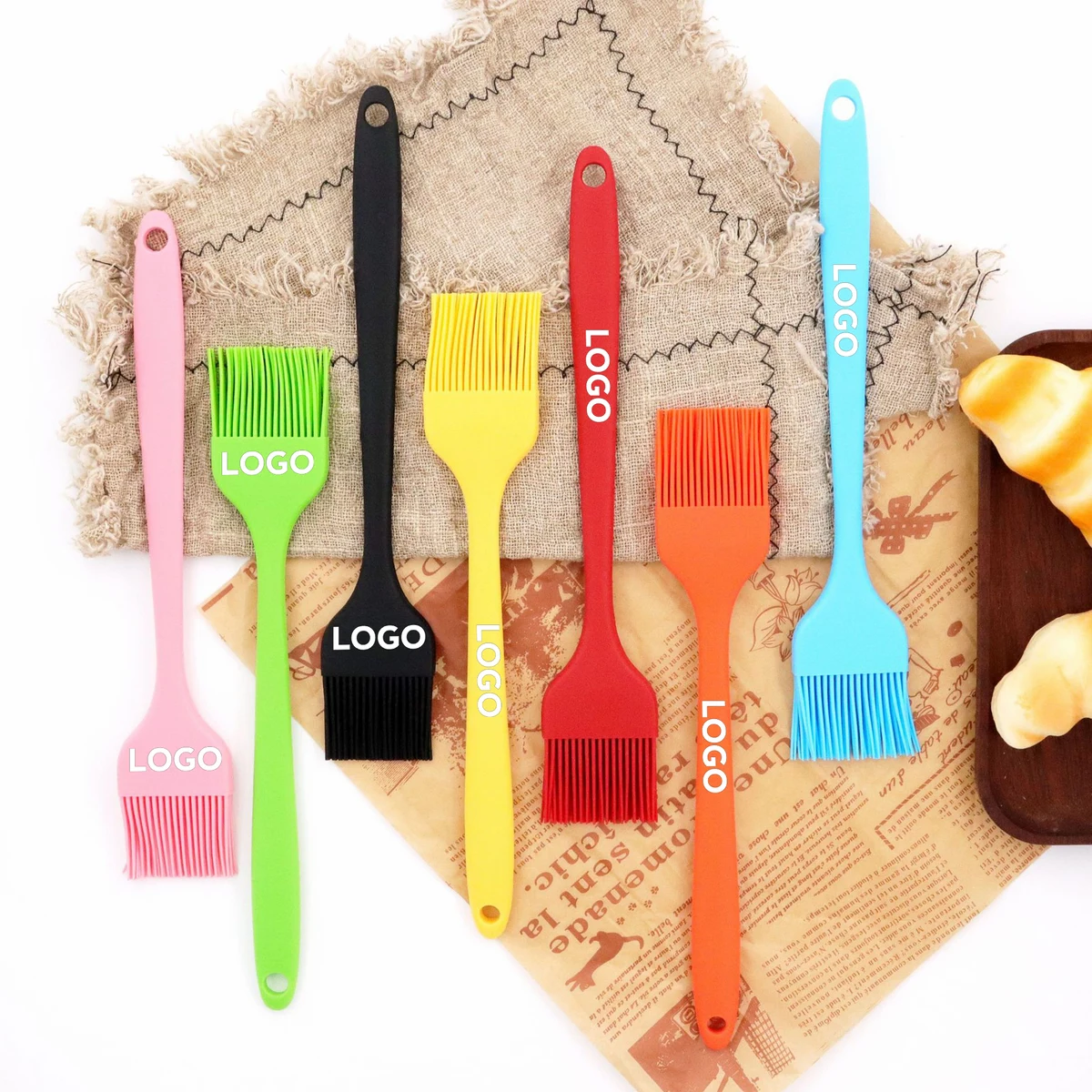 Food-Grade Heat-Resistant Silicone Basting Brush 1