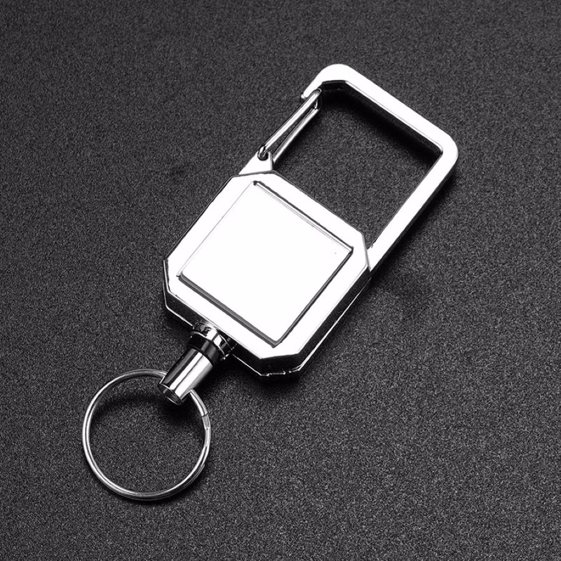 Retractable easy-pull keychain