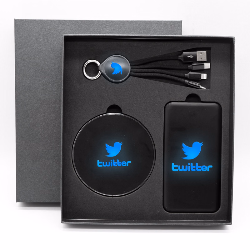 4,000 mAh LED Light-Up Power Bank Gift Pack Set