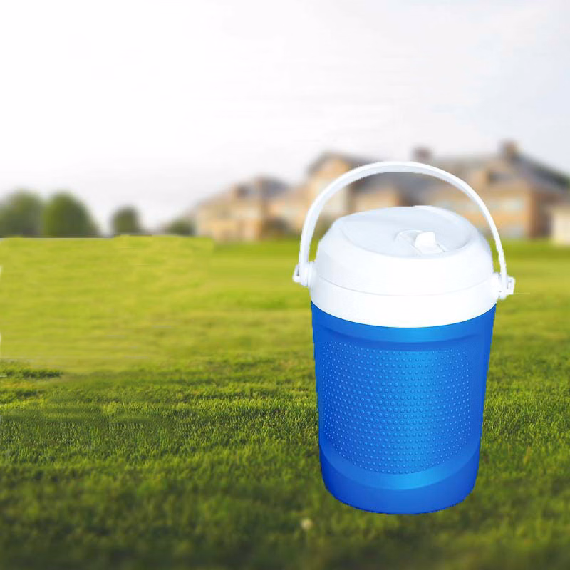 Outdoor Ice Bucket