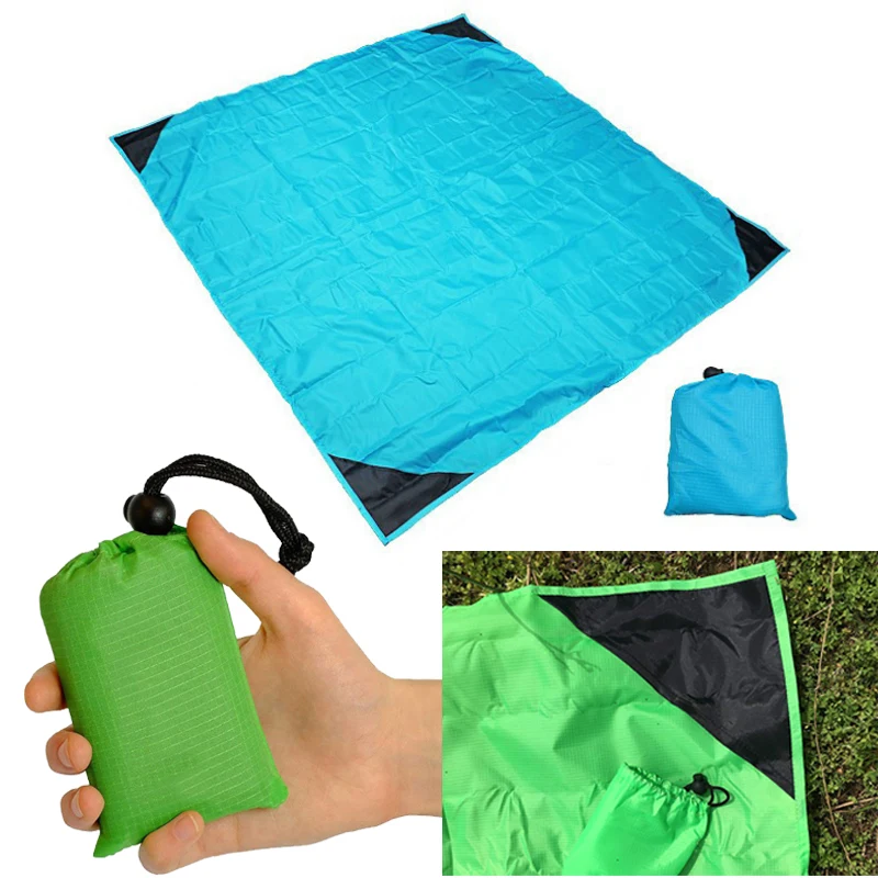 Pocket Size Beach Picnic Mat 1