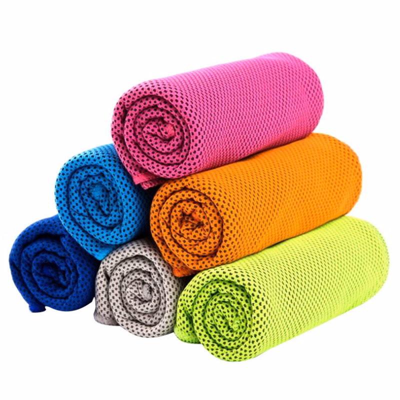 Outdoor sports quick-drying towel