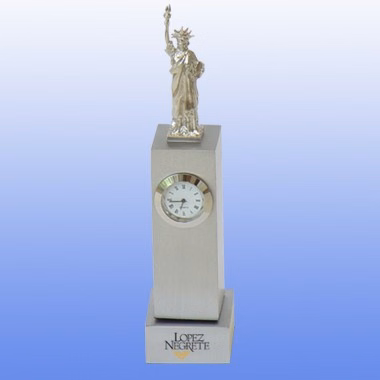 STATUE OF LIBERTY CLOCK 8"