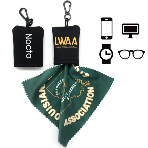 Cleaning Cloth with Pouch and Carabiner 1