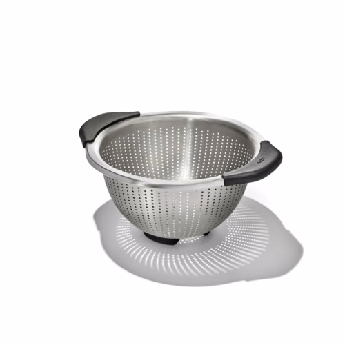 OXO Good Grips Stainless Steel 3-Qt/2.8L Colander