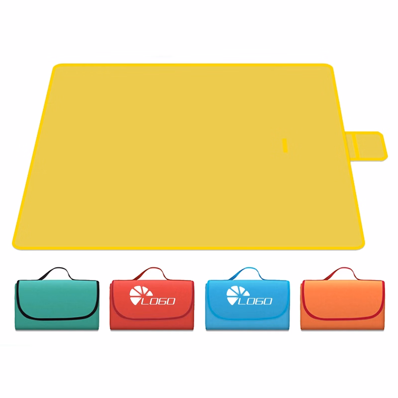 MOQ 1pcs Folding Beach Picnic Rug With Handle
