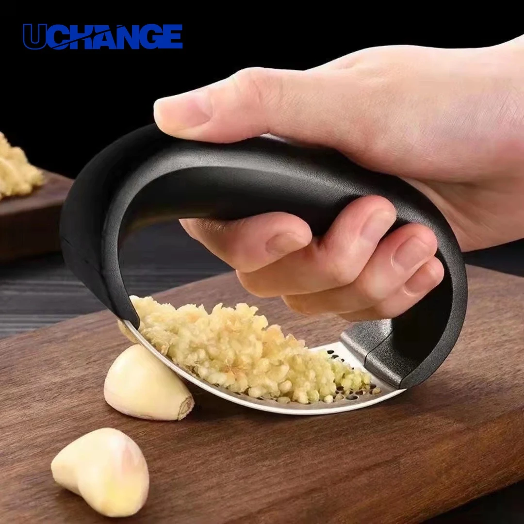 Garlic Press Tool for Kitchen Use 1
