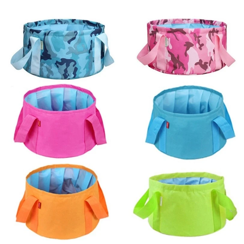 Outdoor Collapsible Bucket with Carring Pouch 1