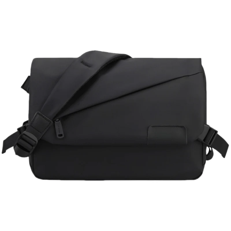 Minimalist Crossbody Bag 1