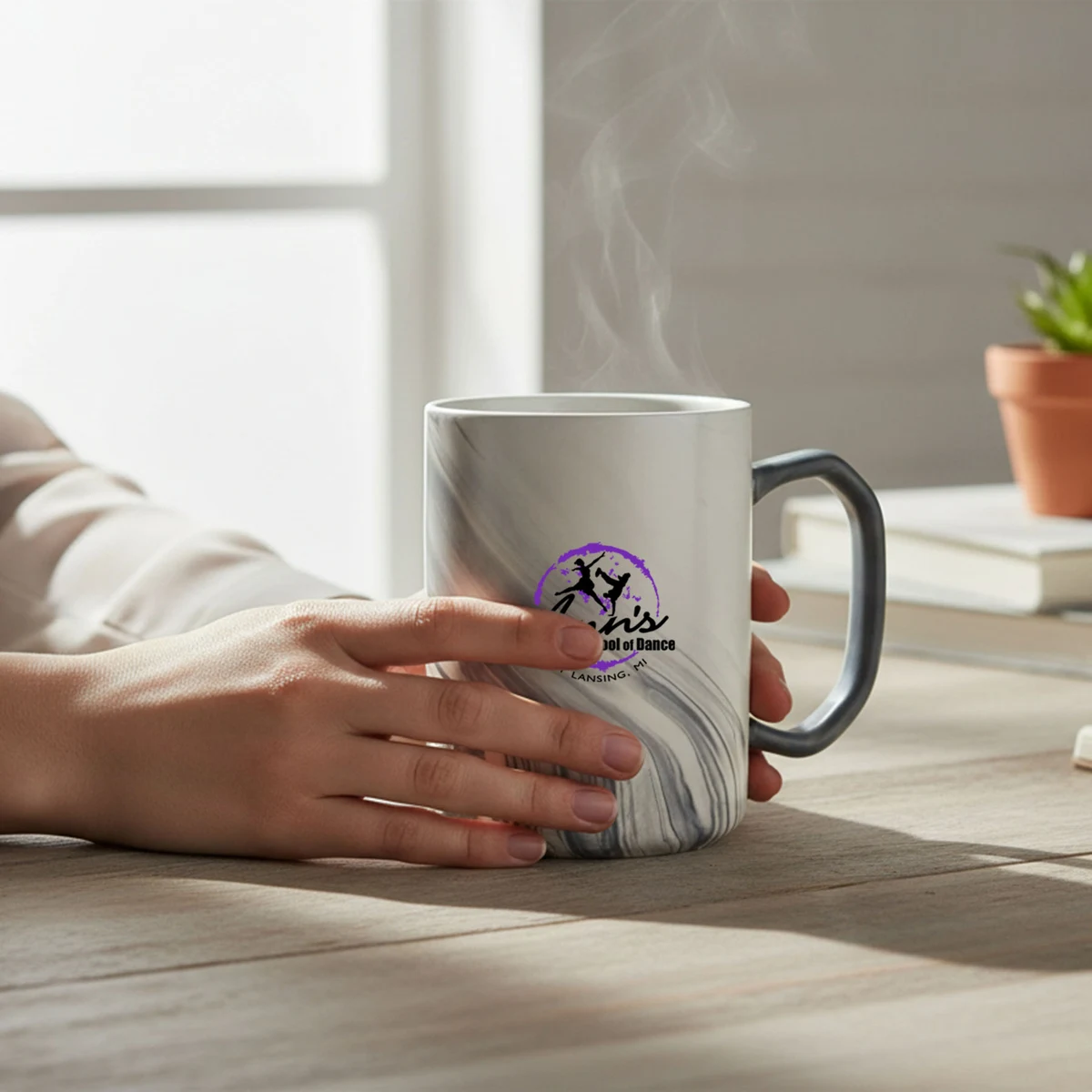 20 oz. Marble Pattern Ceramic Mug with Color Handle 1