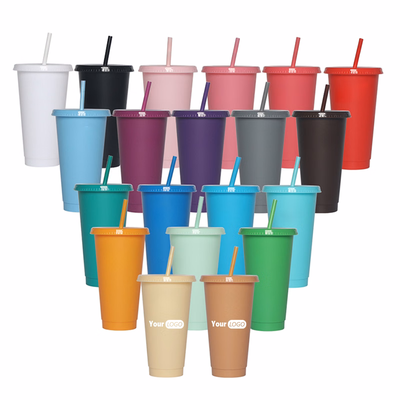 Customizable Plastic Travel Cup with Straw