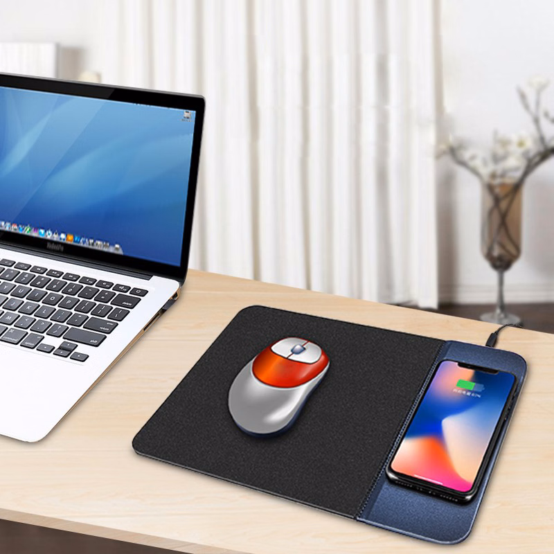 Qi Wireless Charger And Mouse Mat with PU and Rubber Material
