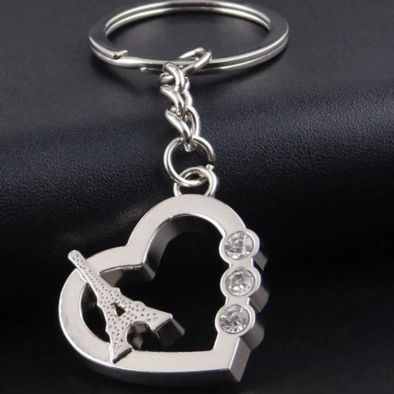 Heart shape Eiffel Tower keychain 1