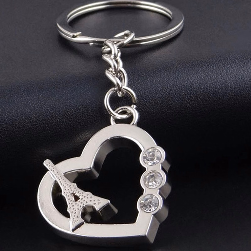 Heart shape Eiffel Tower keychain