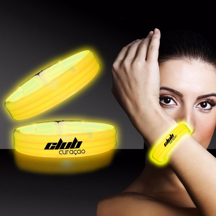 Yellow 9" Deluxe Triple Wide Light Up Glow Bracelet