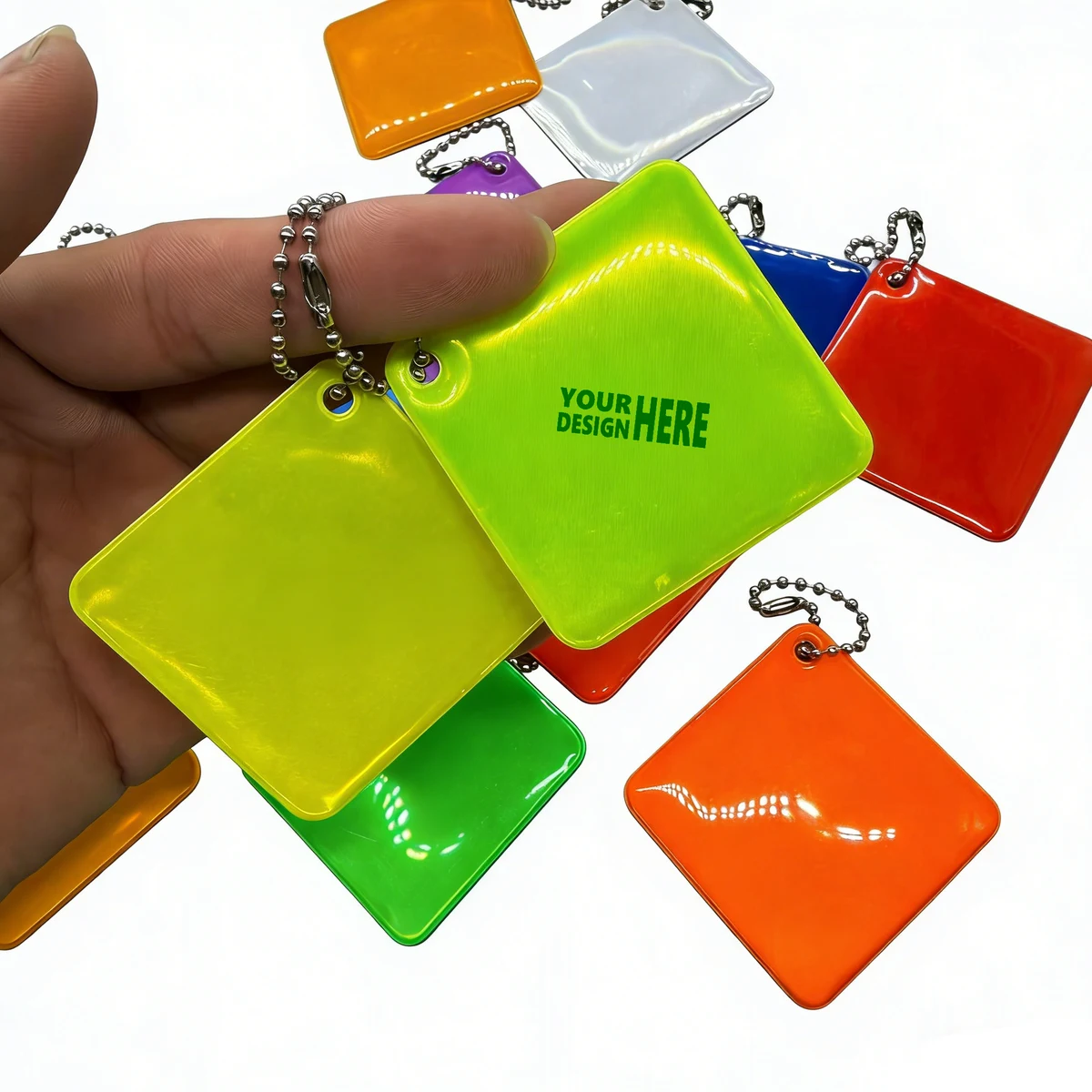 Safety Zipper Pull with Reflective Feature 1