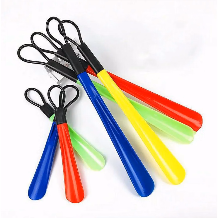 Plastic Handled Shoehorn w/Loop