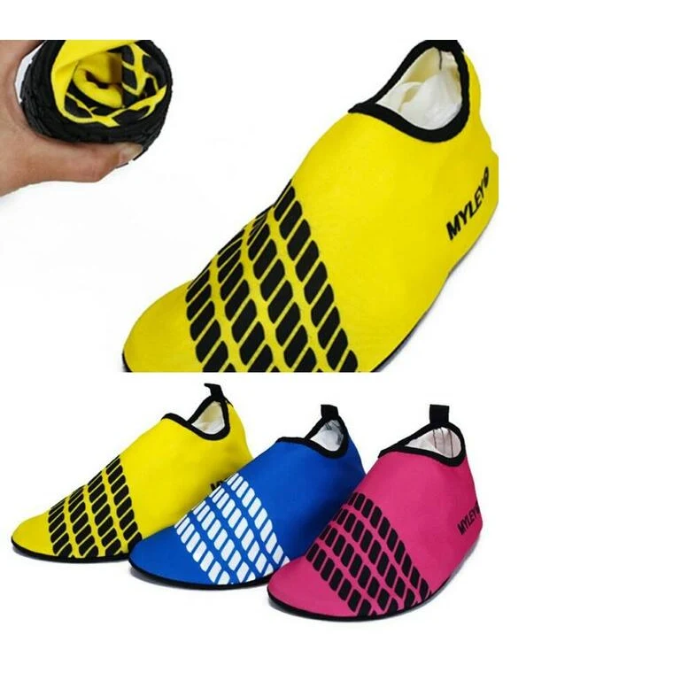 Folding Beach Shoes(1 pair) 1