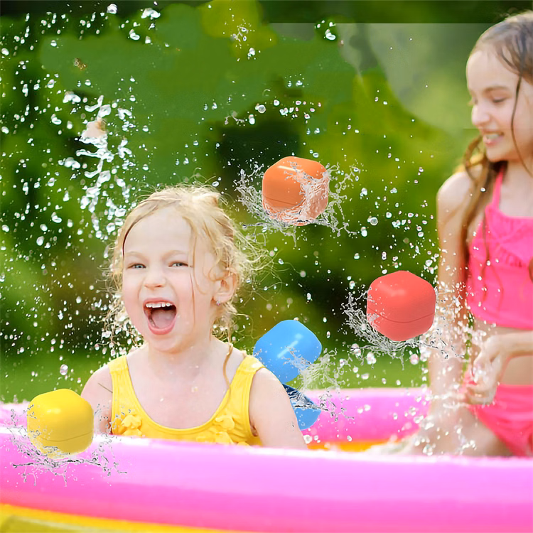 Silicone water popping balloon