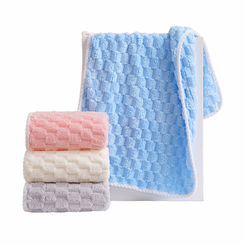 MOQ50 Cost-Effective Coral Fleece Towel