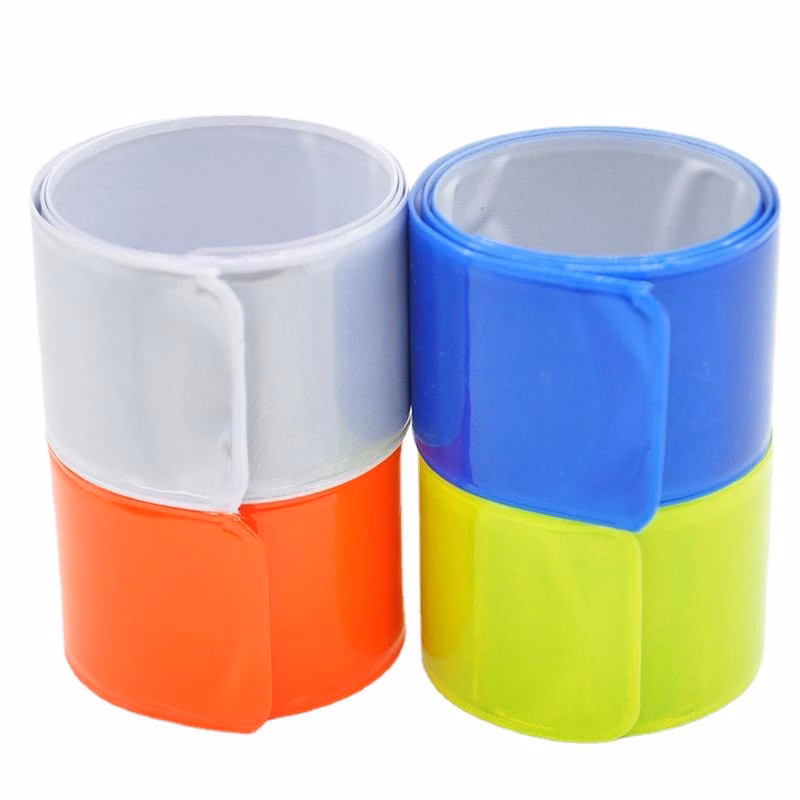 Reflective wristband for night running and cycling