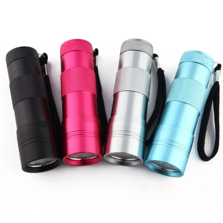 Bright Aluminum Handheld Flash Light 1