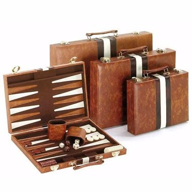 11" BROWN AND WHITE BACKGAMMON SET - SMALL