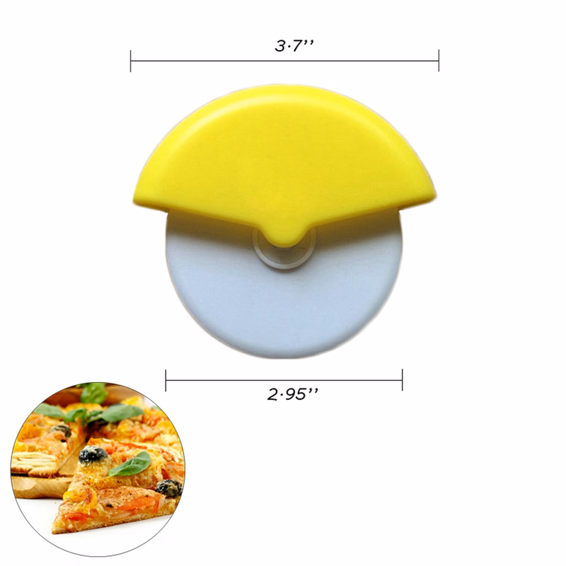 Plastic Pizza Cutter With Round Rolling Polystyrene Blade