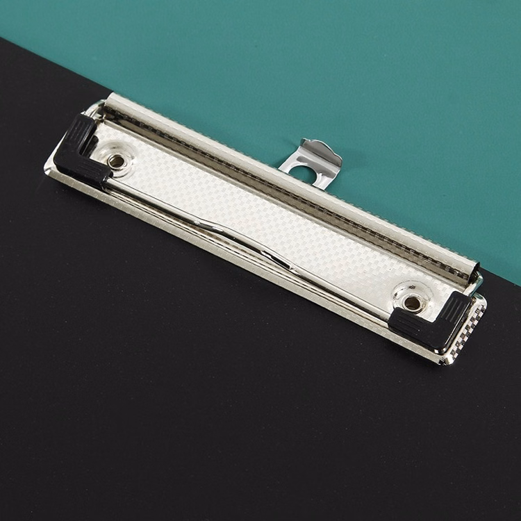 Plastic clipboard with clip