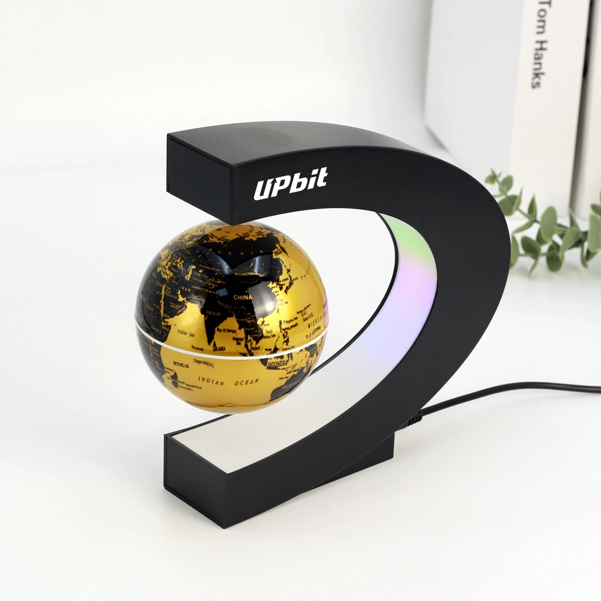 Illuminated Magnetic Levitating Globe 1