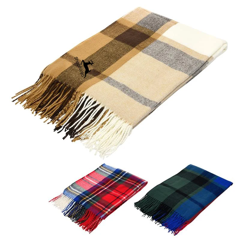 Fringe-Designed Throw Blanket 1