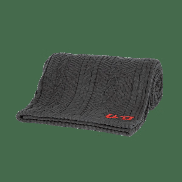 Cable Sherpa Blanket
