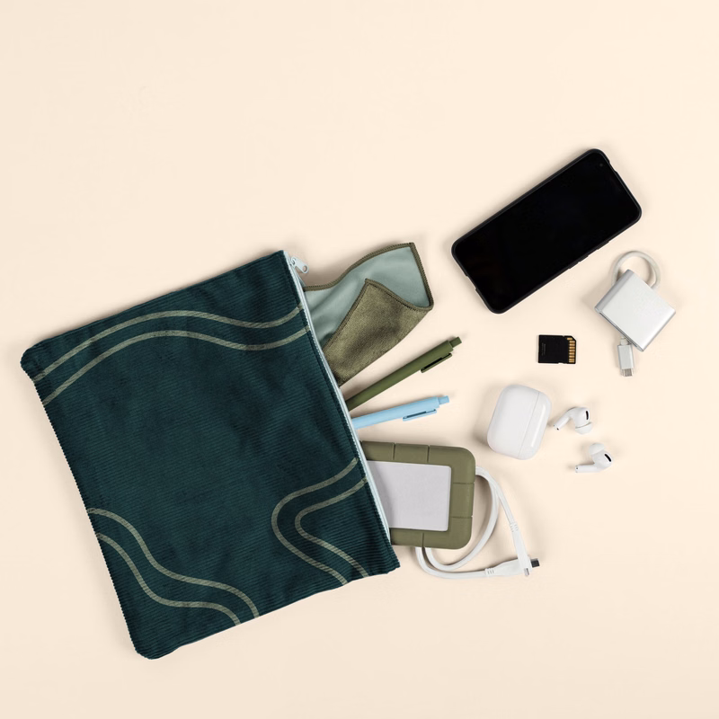 DOLLFACE POUCH - CORDUROY