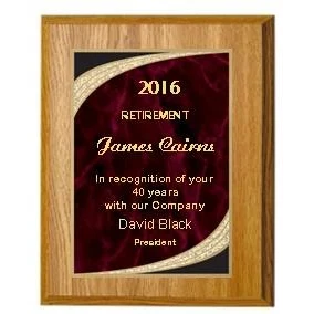 7" x 9" Oak Finish Plaque with a Red Majestic Plate 1