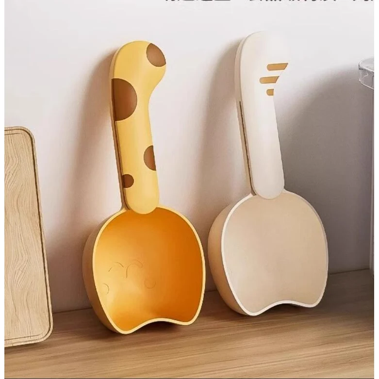 Multifunctional rice ladle. 1