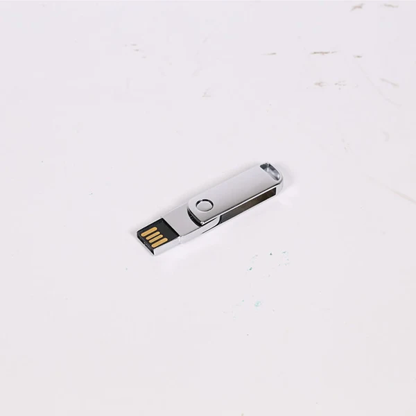 360-Rotating Aluminum Body UDP USB Drive 1