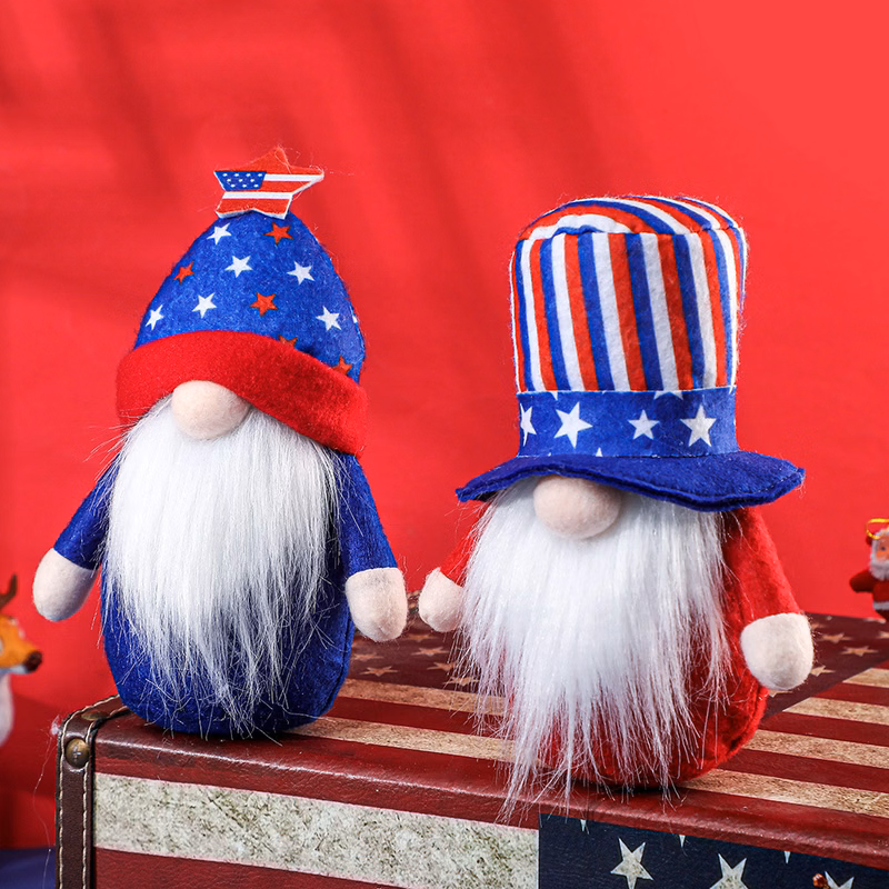 National Day Faceless Standing GnomeElf