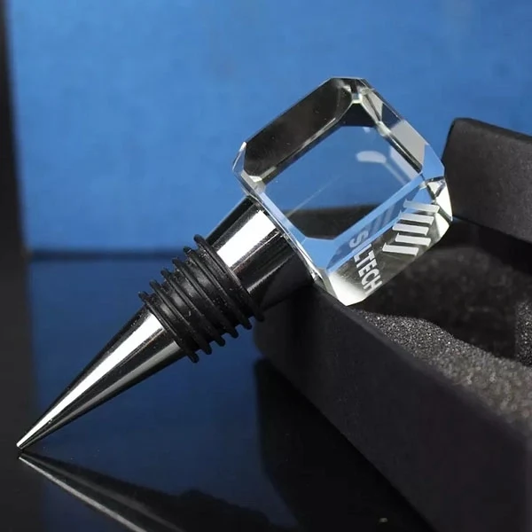 Crystal Square Wine Bottle Stopper 1