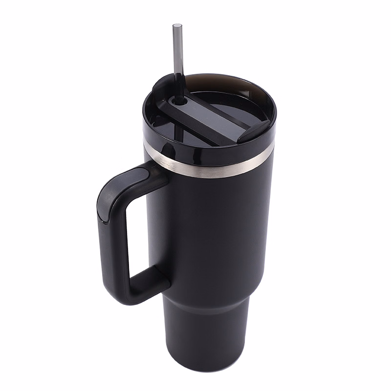 Stainless steel insulated cup