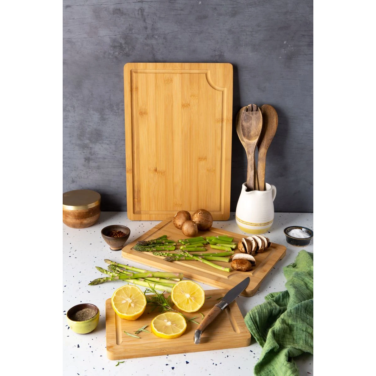15" x 10" Large Cayman Bamboo Cutting Board 1