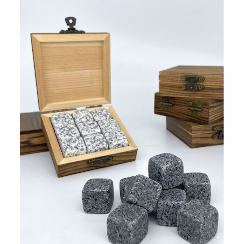 Stone Whiskey Ice Cube Set