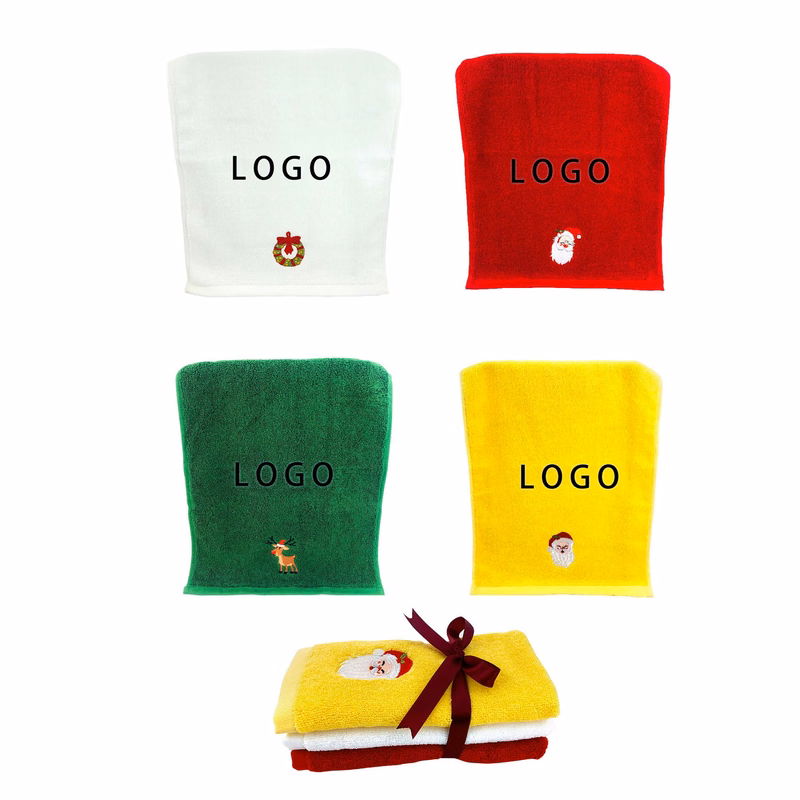 Cotton Towel With Christmas Elements