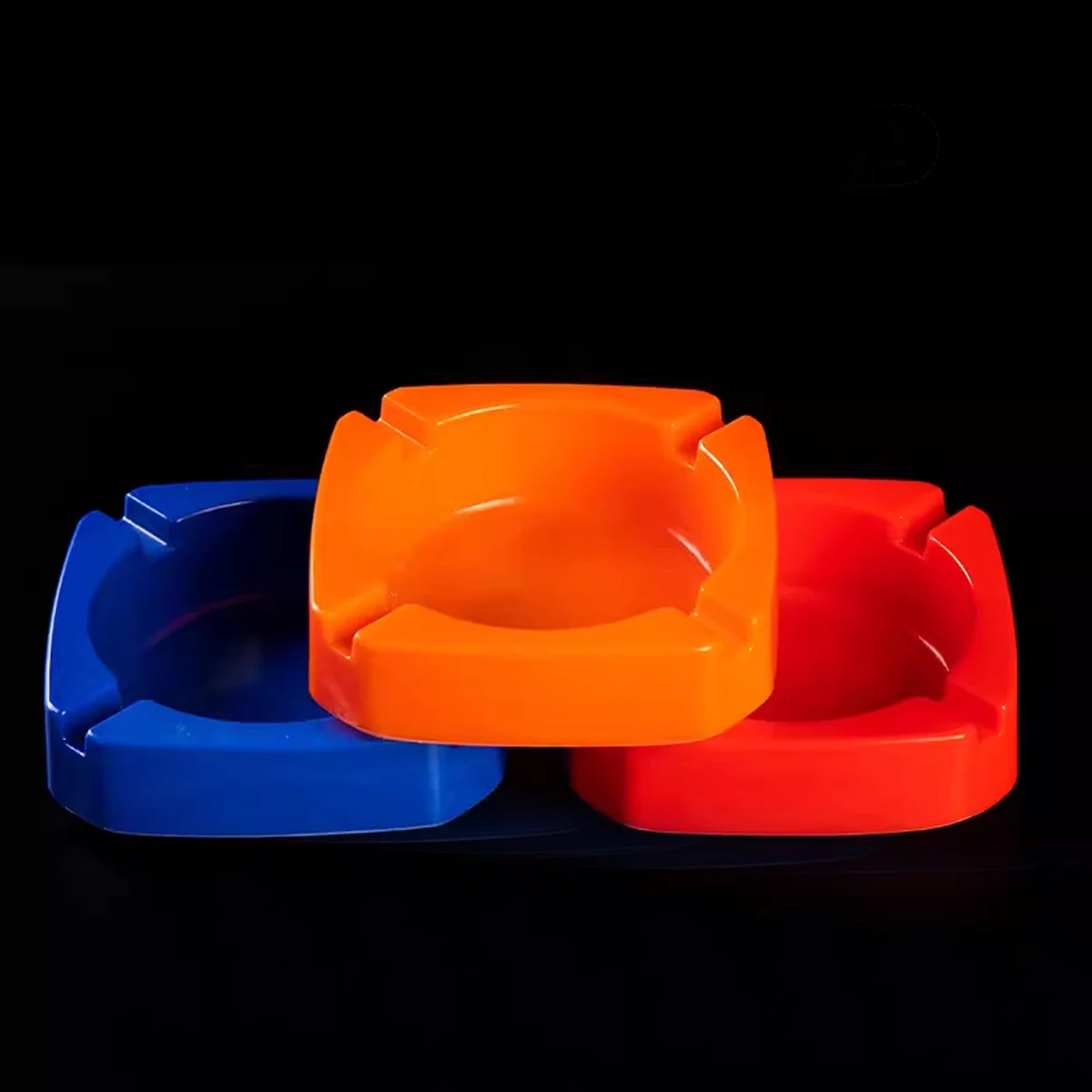 Monochrome Plastic Ashtray 1