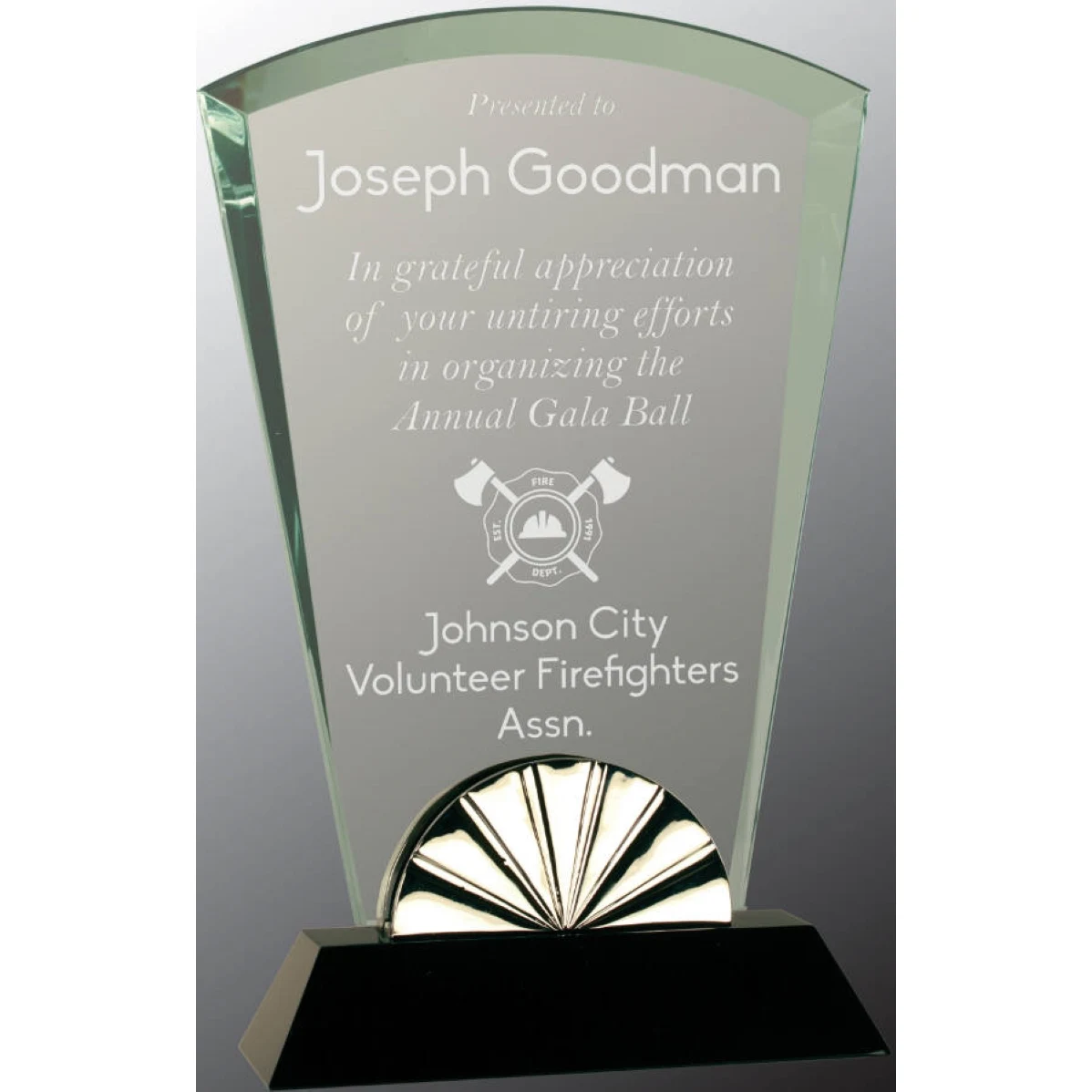 9" Fan Horizon Glass Award with Black Base 1