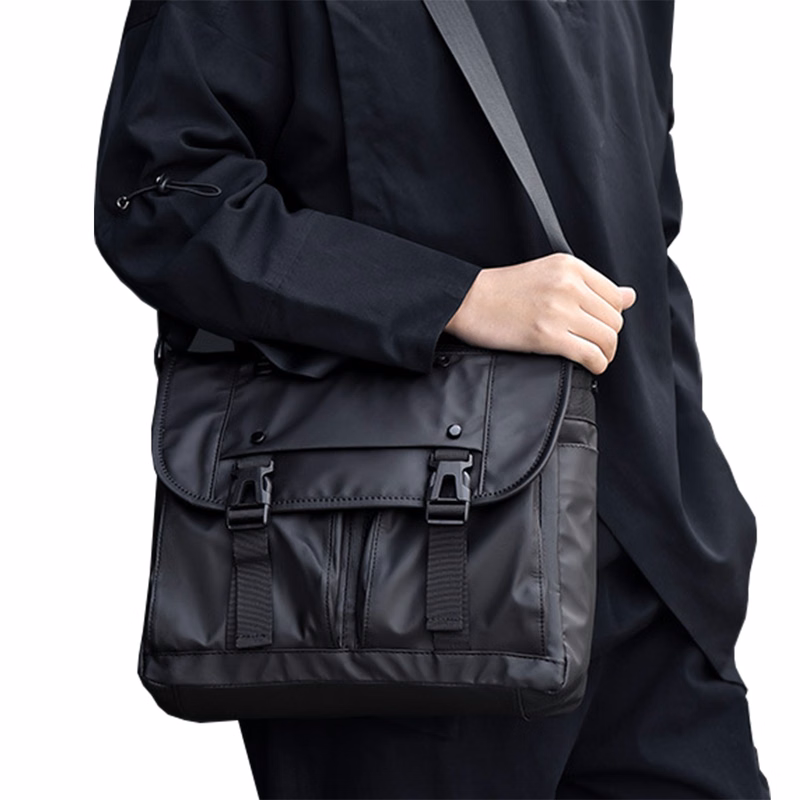 MOQ50 Vintage Messenger Bag