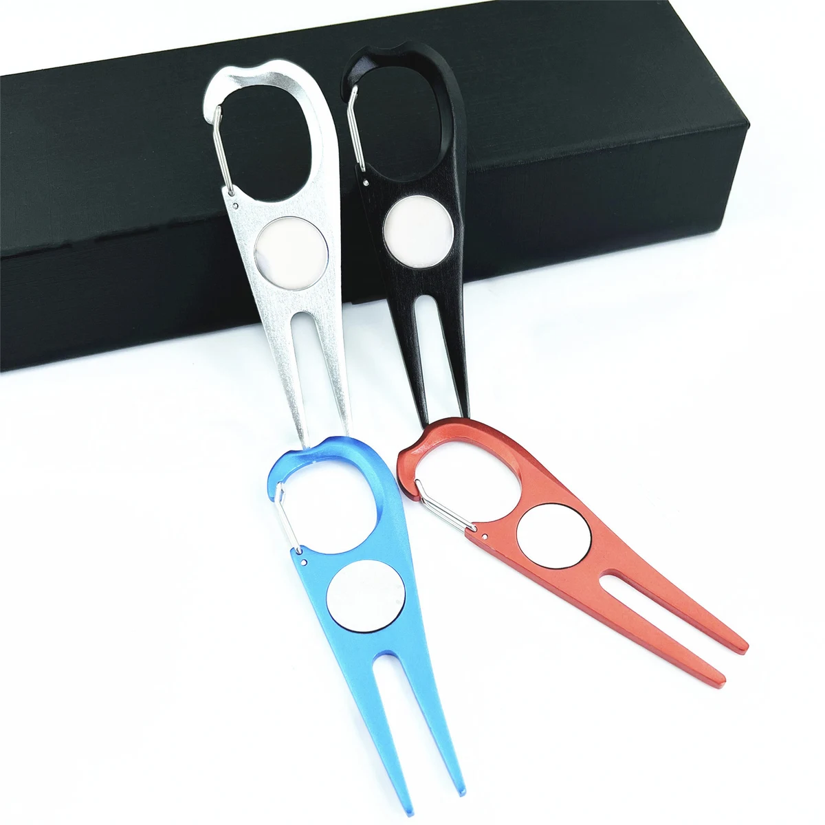 Aluminum Golf Divot Tool w/ Magnet and Lawn Repair 1
