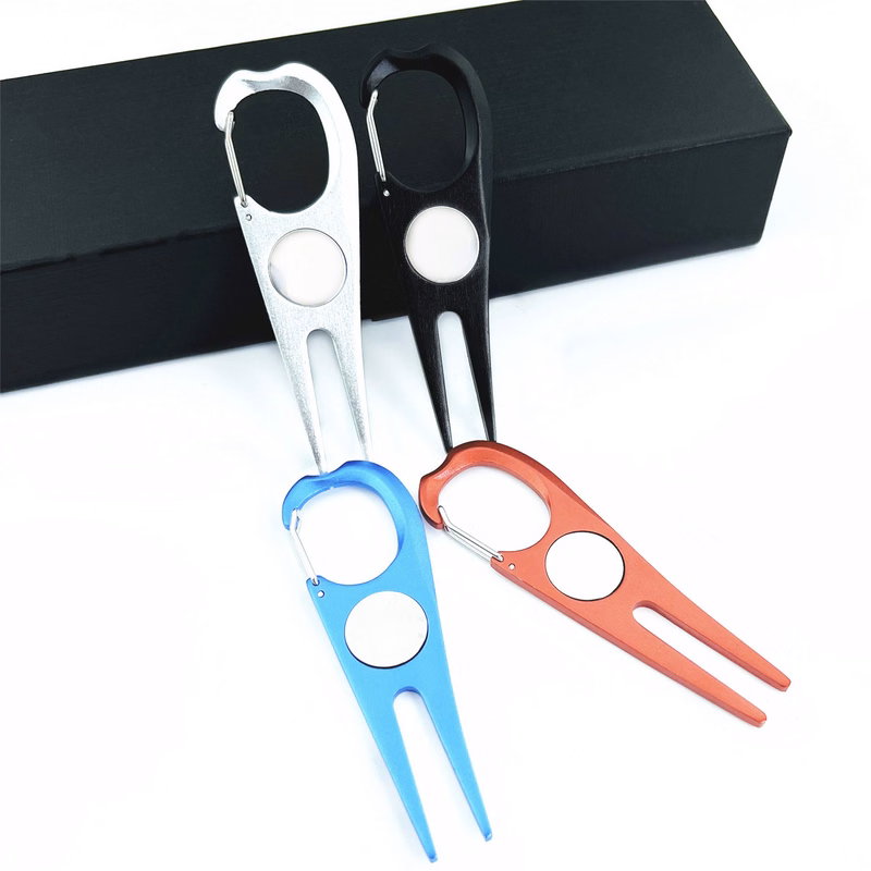 Aluminum Golf Divot Tool w/ Magnet and Lawn Repair