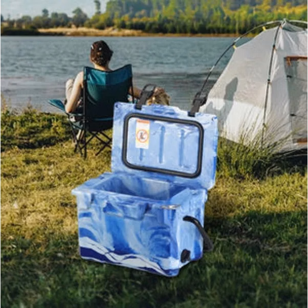 18QT Modern Outdoor Camouflage Green White Beer Box